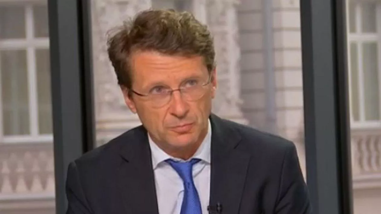 Suciu (BNR): Vom încerca să nu avem creșteri mari în ce înseamnă dobânzile și cursul, dar direcția e aceasta, în condițiile de instabilitate politică. Avem acum atâtea incertitudini că nici nu vreau să le enumăr. Piețelor nu le place asta (VIDEO)