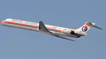 Peste 26 de persoane au fost rănite în timpul unei curse cu avionul din cauza unor turbulențe