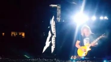 Trupa Metallica, moment memorabil la București: Americanii au cântat melodia „De vei pleca”, a celor de la Iris (VIDEO)